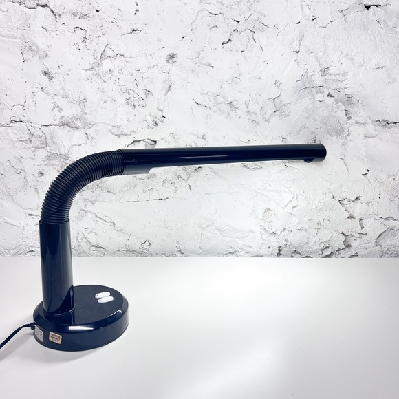 1980s Bendable Post Modern Tube Desk Lamp – Tribute to Anders Pehrson Design - Picture 2 of 9